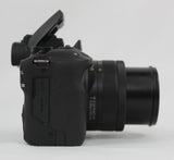 Cámara Canon EOS R50 - Negro Lente 18-45, 24.2 Megapixeles (G)